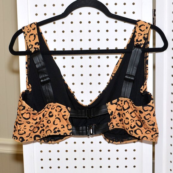 Plus Size 24 E/F Swimsuits For All GabiFresh Leopard Plunge Underwire Bikini Top - Picture 4 of 11